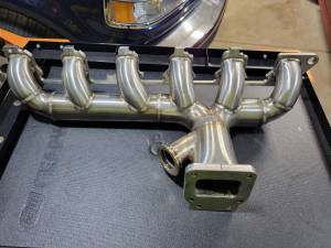 Ford 300/4.9L Inline 6  Turbo Header- Front Exit